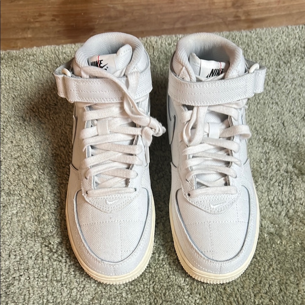 Unisex Air Force 1 ‘07 Mid LX summit white/ summit white